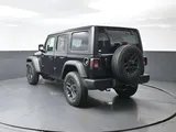 2027 Jeep Wrangler photo 7
