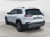 2020 Jeep Cherokee photo 3