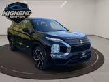 2024 Mitsubishi Outlander photo 8