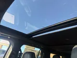2027 Lincoln Navigator L photo 25
