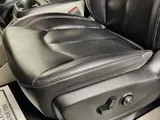 2023 Chrysler Pacifica photo 16