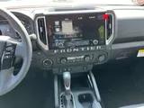 2027 Nissan Frontier photo 16
