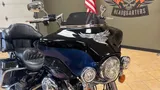 2010 Harley-Davidson Touring photo 10