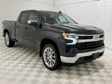 2022 Chevrolet Silverado 1500 photo 2