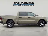 2020 Ram 1500 photo 8