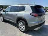 2025 GMC Acadia photo 7