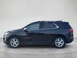 2021 Chevrolet Equinox photo 2