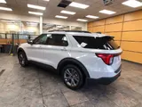 2027 Ford Explorer photo 5