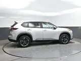 2025 Nissan Rogue photo 8