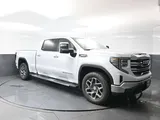 2026 GMC Sierra 1500 photo 4