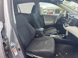 2017 Toyota RAV4 photo 18