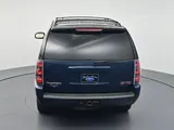 2007 GMC Yukon Denali photo 39