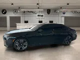 2025 BMW i7 photo 2