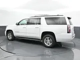 2017 Chevrolet Suburban photo 9
