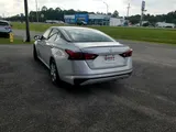 2021 Nissan Altima photo 14