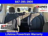 2023 Chrysler Voyager photo 21