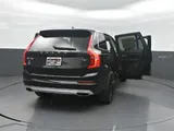 2020 Volvo XC90 photo 31