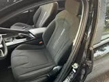 2022 Hyundai Elantra photo 5