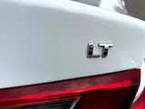 2018 Chevrolet Malibu photo 12