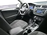 2022 Volkswagen Tiguan photo 23