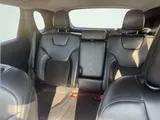 2020 Jeep Cherokee photo 8
