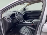 2022 Ford Edge photo 16