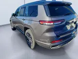 2025 Jeep Grand Cherokee L photo 3
