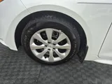 2025 Toyota Corolla photo 14