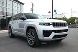 2026 Jeep Grand Cherokee photo 3