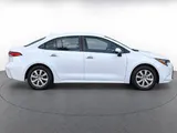2025 Toyota Corolla photo 7