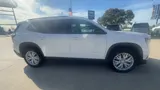 2026 GMC Acadia photo 9