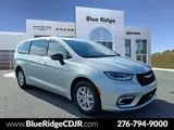 2024 Chrysler Pacifica photo 1