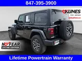 2025 Jeep Wrangler photo 7
