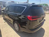 2026 Chrysler Pacifica photo 2