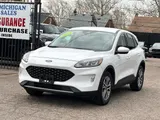 2022 Ford Escape photo 2