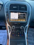 2017 Lincoln MKX photo 10