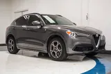 2023 Alfa Romeo Stelvio photo 5