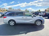 2020 Honda Odyssey photo 5