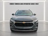 2025 Chevrolet Trax photo 6