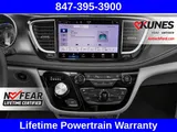 2024 Chrysler Pacifica photo 10