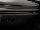 2026 Genesis G80 photo 25