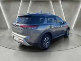 2024 Nissan Pathfinder photo 7
