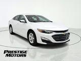 2024 Chevrolet Malibu photo 1
