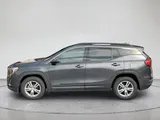 2019 GMC Terrain photo 2