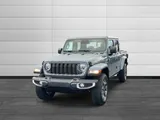 2026 Jeep Gladiator photo 8