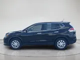 2015 Nissan Rogue photo 2