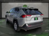2021 Toyota RAV4 photo 3