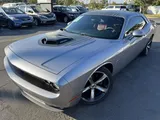 2016 Dodge Challenger photo 2