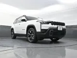 2026 Jeep Cherokee photo 18