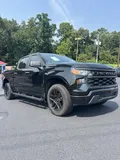 2023 Chevrolet Silverado 1500 photo 3